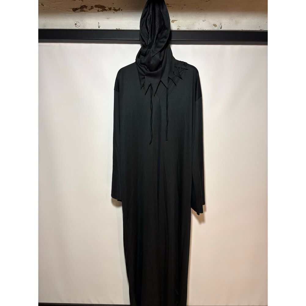generic Halloween costume